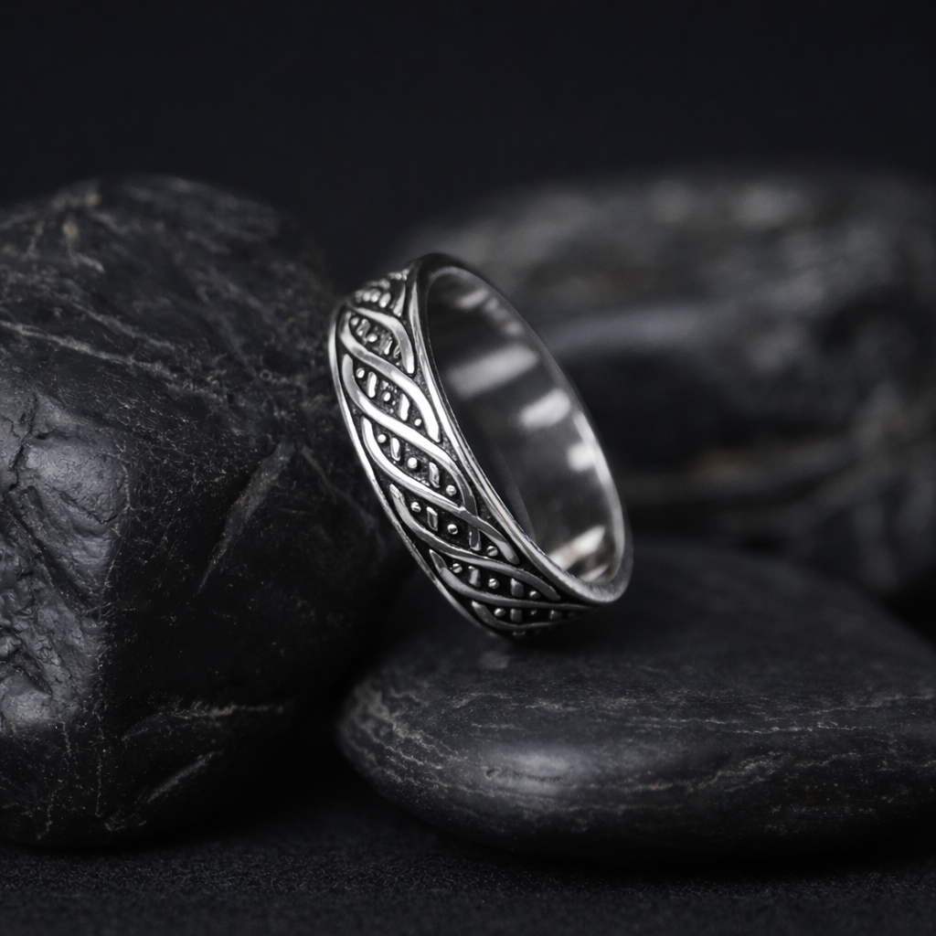 Vintage Braided Vine Oxidised 925 Silver Ring