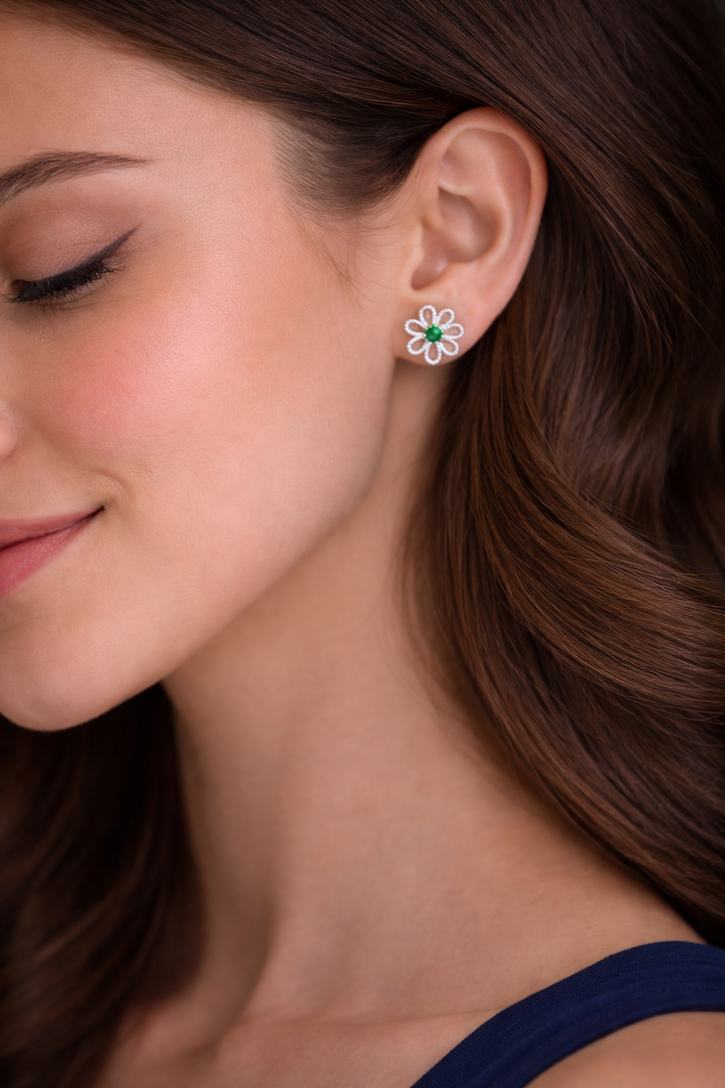 Emerald Center Daisy Filigree Sterling Silver Studs